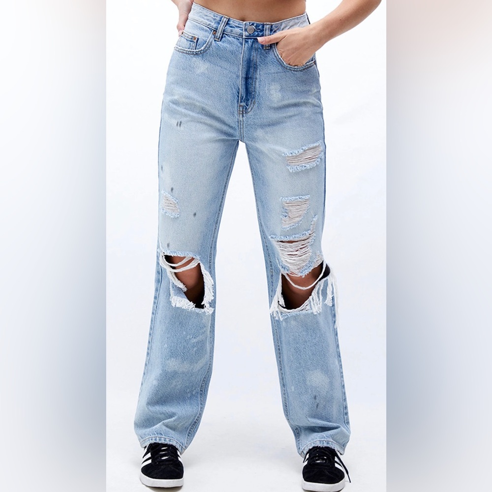 PacSun Eco Light Blue Distressed '90s Boyfriend Jeans NWT